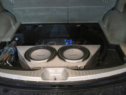 2003 2004 2005 2006 2007 2008 INFINITI FX35 BOSE SUB WHOOFER SPEAKER REAR  TRUNK